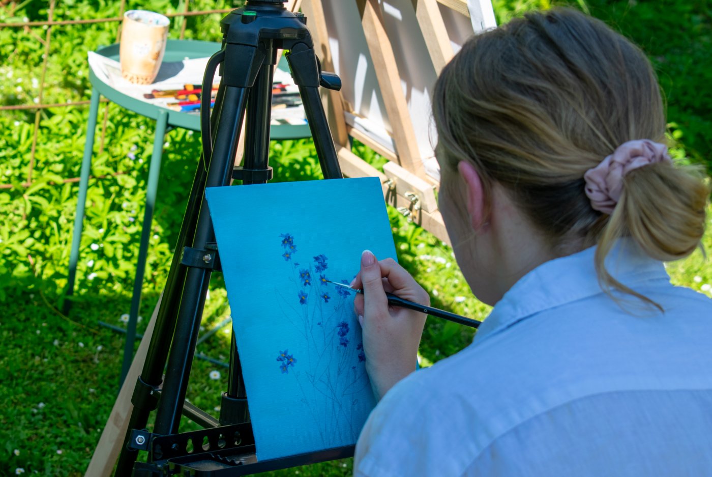 Gäste beim gemeinsamen Malen — Paint & Vibe in Öhringen